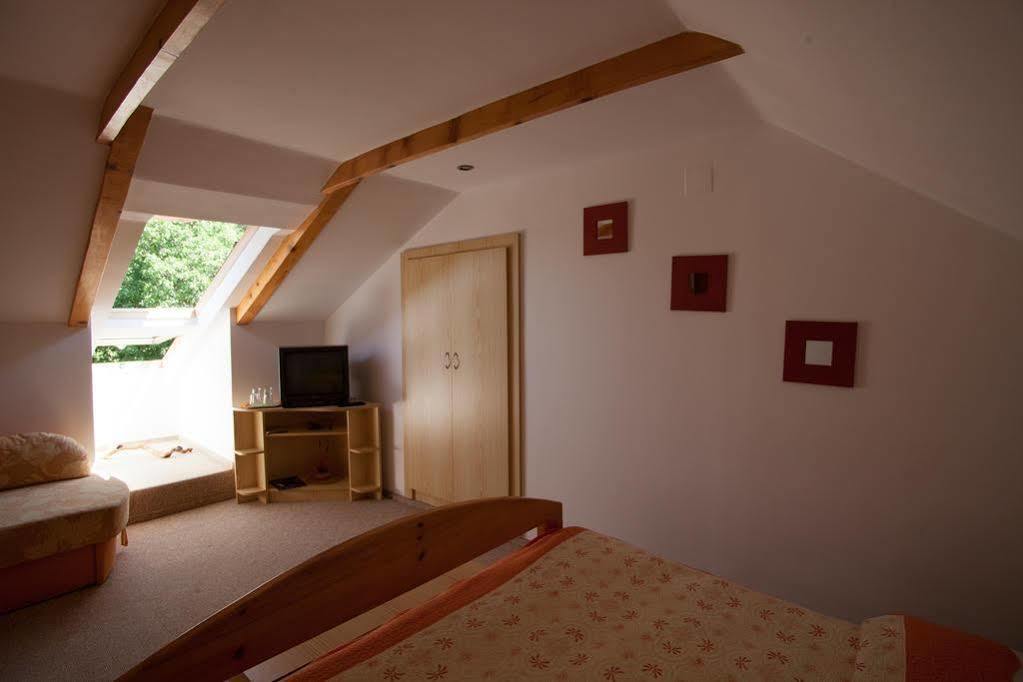 Casa Cristina Hotel Brasov Exterior photo